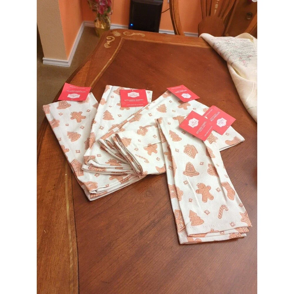Holiday Time Set Of 5 Gingerbread Kitchen Towels New 100% Cotton